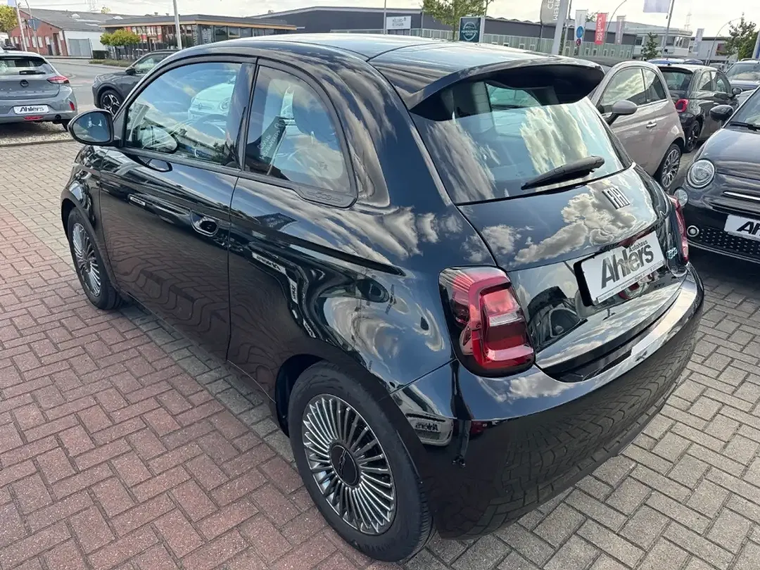 Fiat 500e - Thumbnail 5