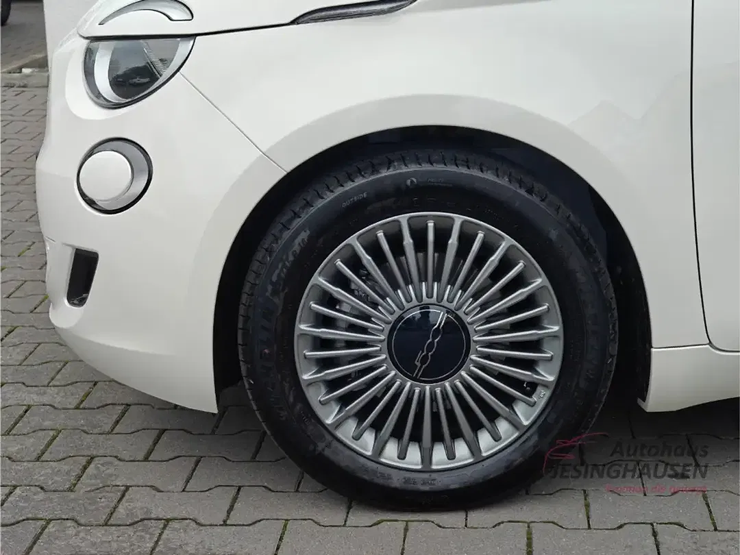 Fiat 500C - Thumbnail 13