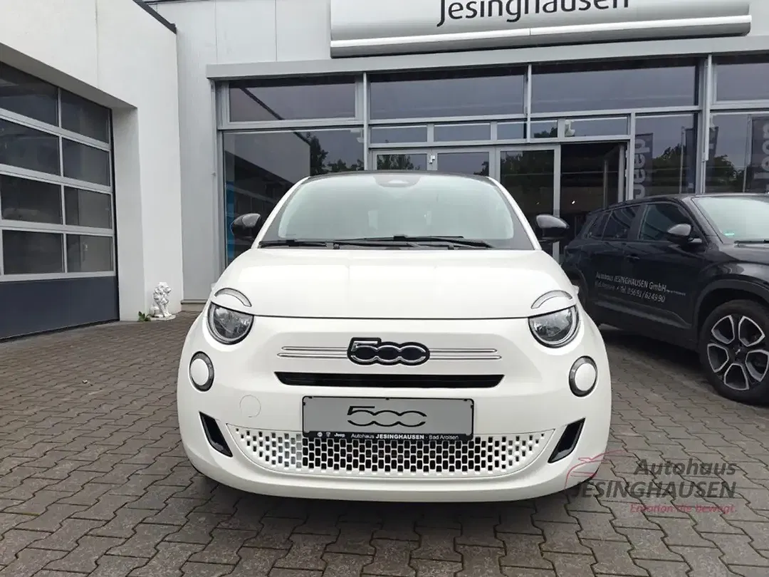 Fiat 500C - Thumbnail 2