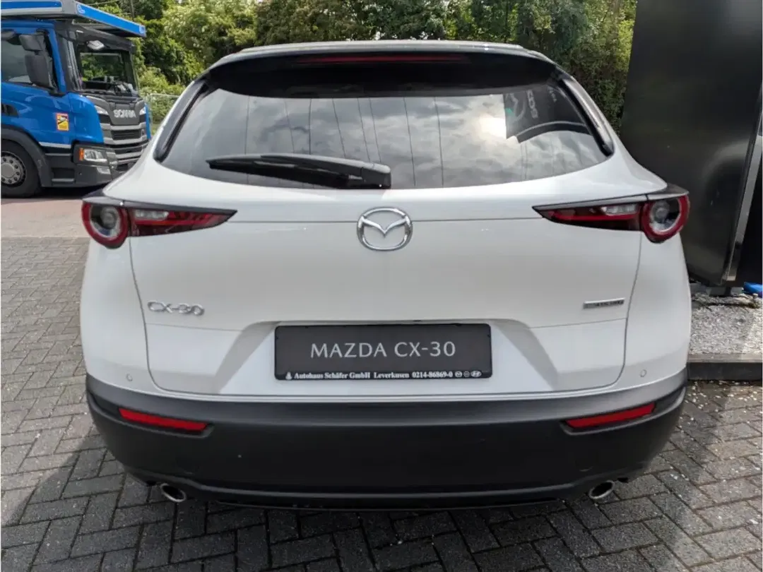 Mazda CX-30 - Thumbnail 4