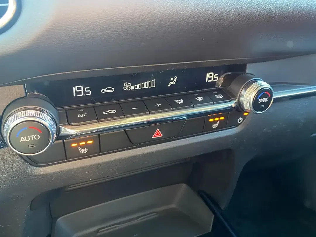 Mazda CX-30 - Thumbnail 9