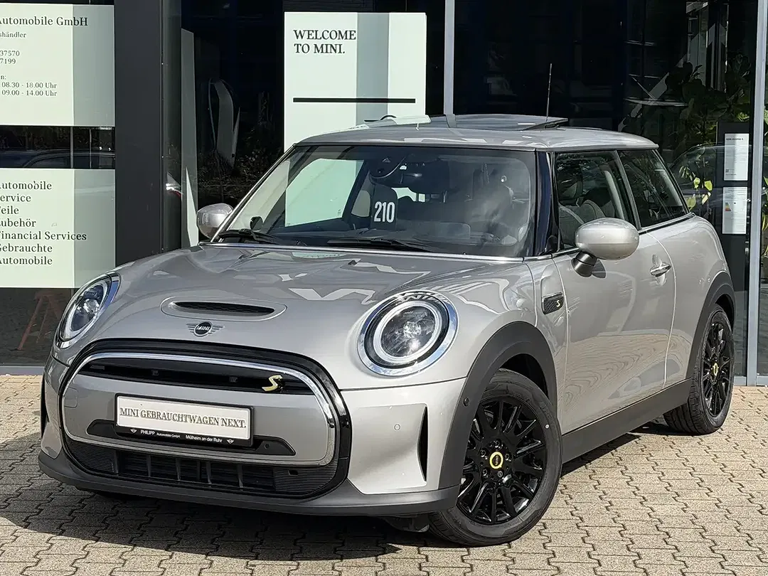 MINI Cooper SE - Thumbnail 5