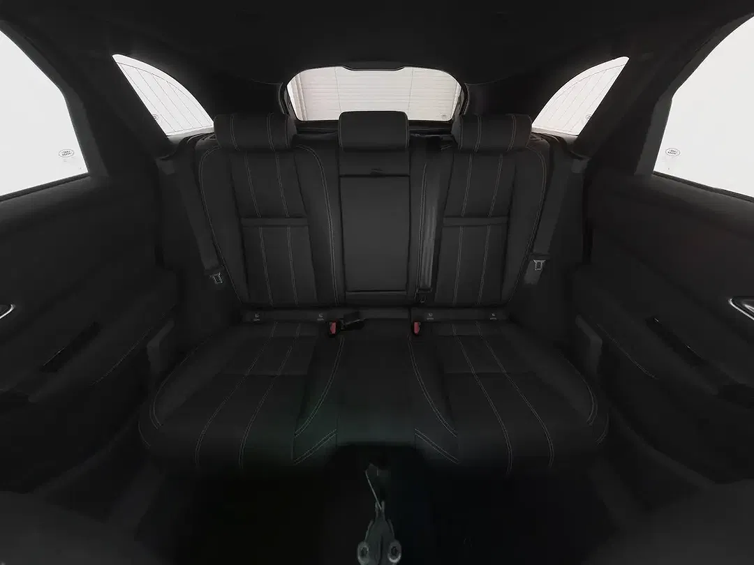 Land Rover Range Rover Velar - Thumbnail 5