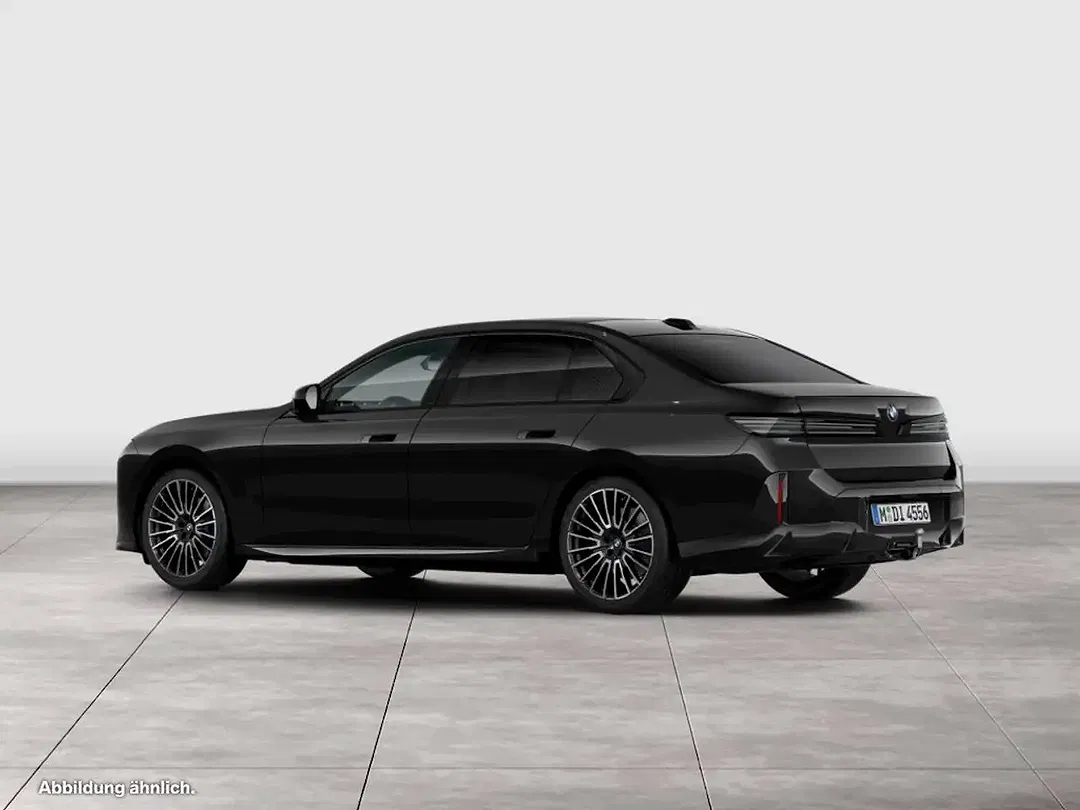 BMW 740 - Thumbnail 6