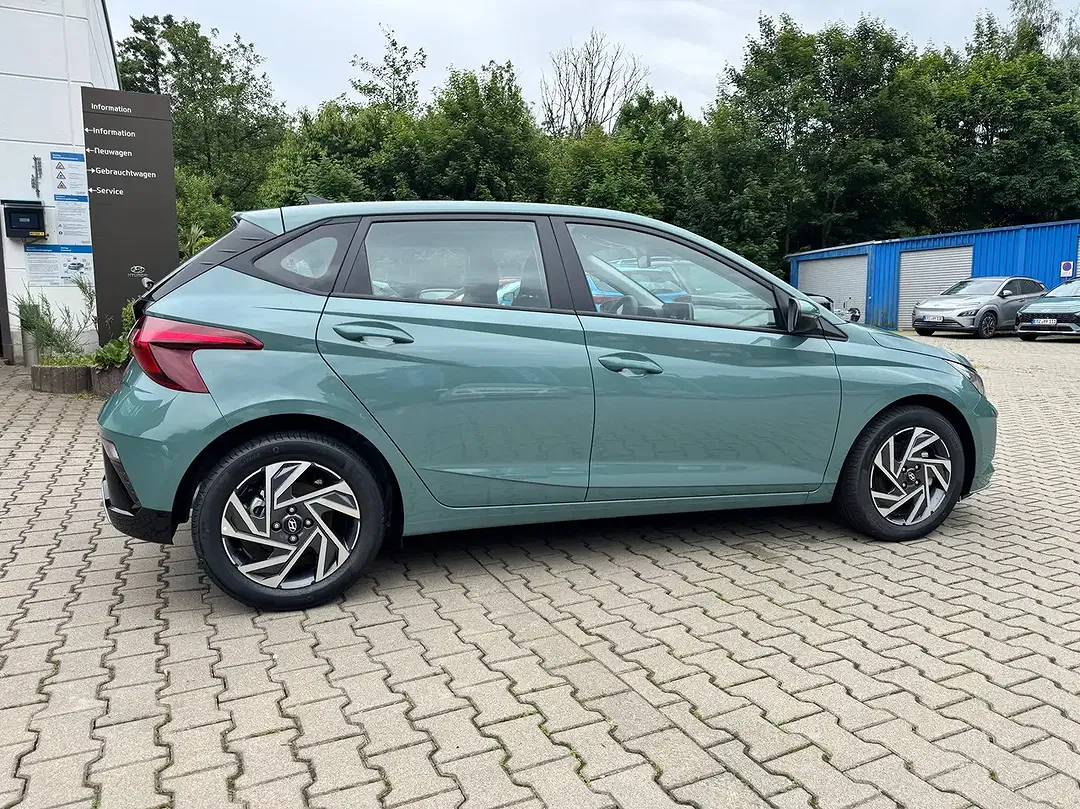 Hyundai i20 - Thumbnail 8