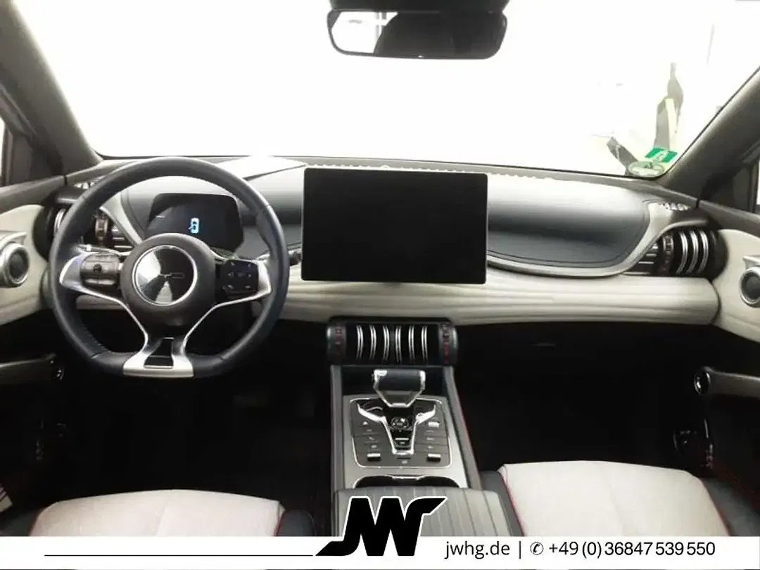 BYD Atto 3 - Thumbnail 7