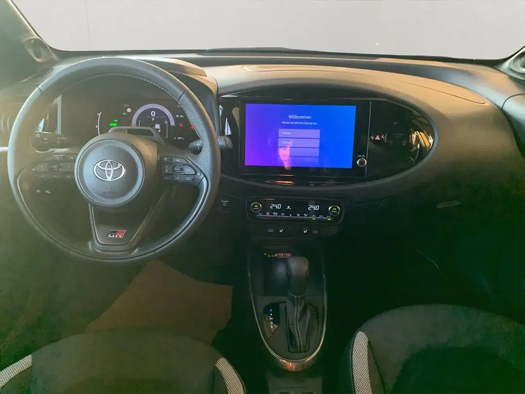 Toyota Aygo X - Thumbnail 13