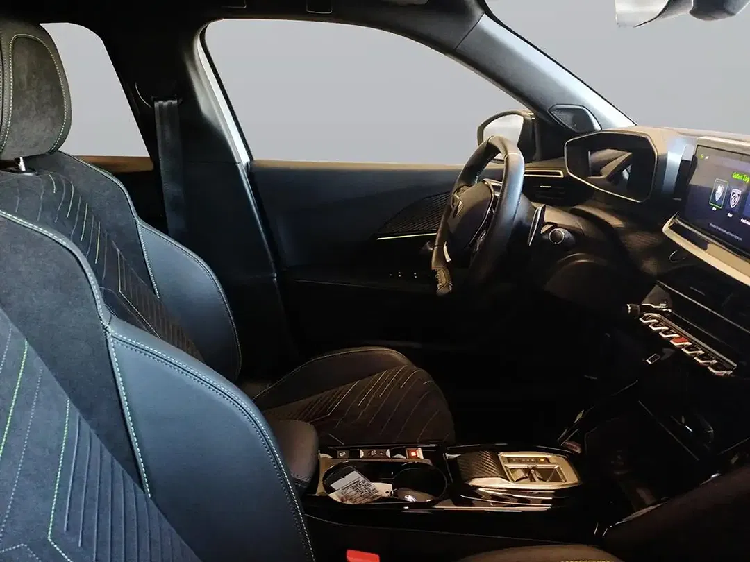 Peugeot 2008 - Thumbnail 8