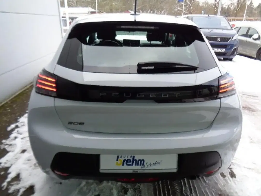 Peugeot 208 - Thumbnail 5