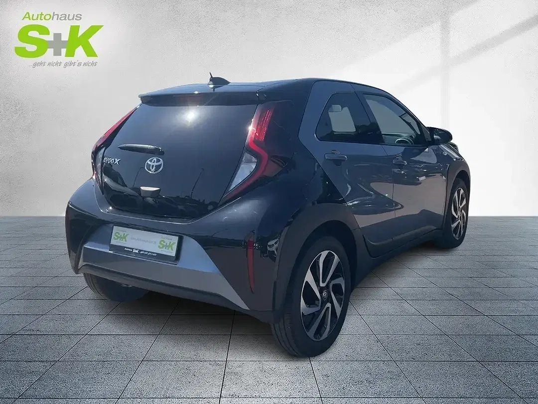 Toyota Aygo X - Thumbnail 4