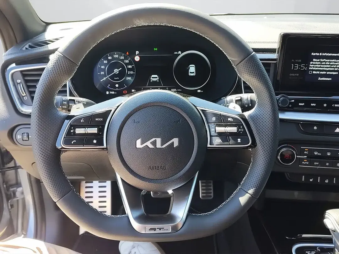 Kia XCeed - Thumbnail 10