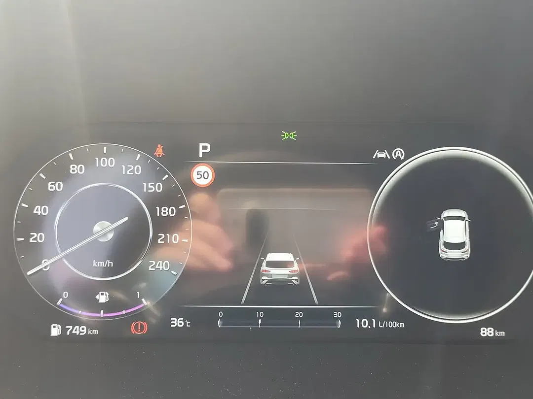 Kia XCeed - Thumbnail 11