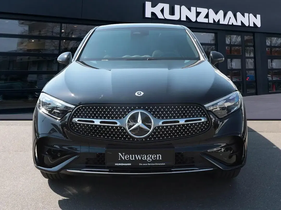 Mercedes-Benz GLC 220 - Thumbnail 2