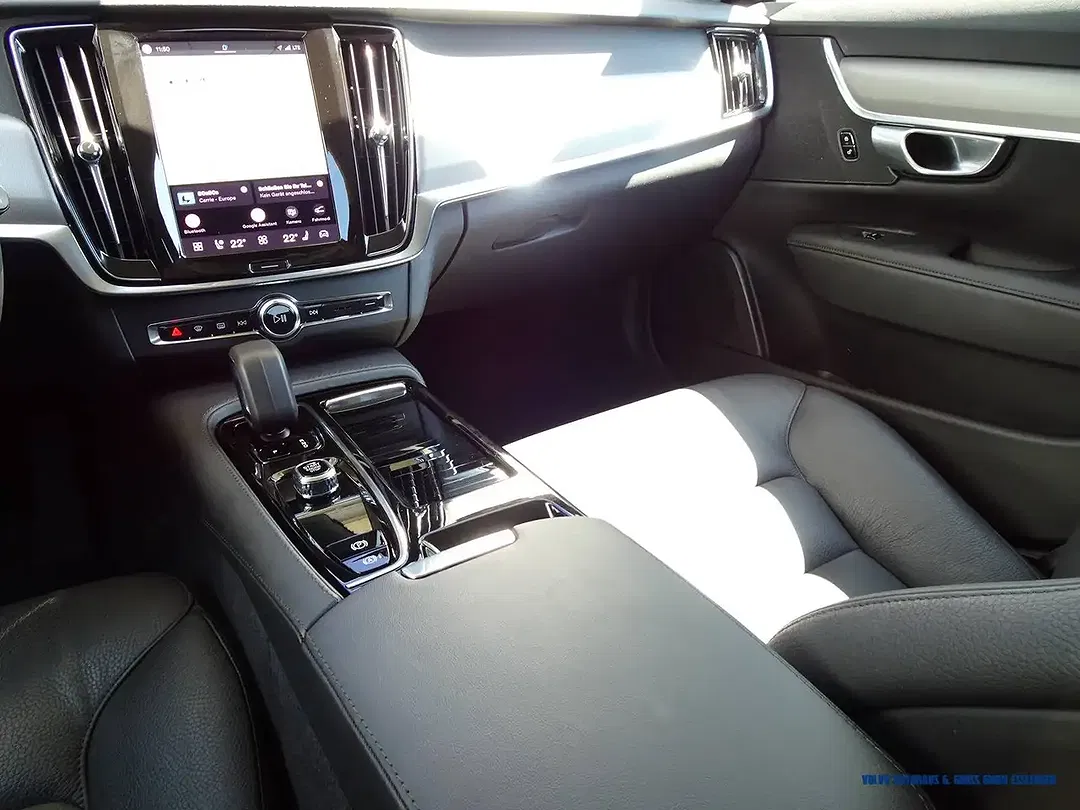 Volvo V90 - Thumbnail 14
