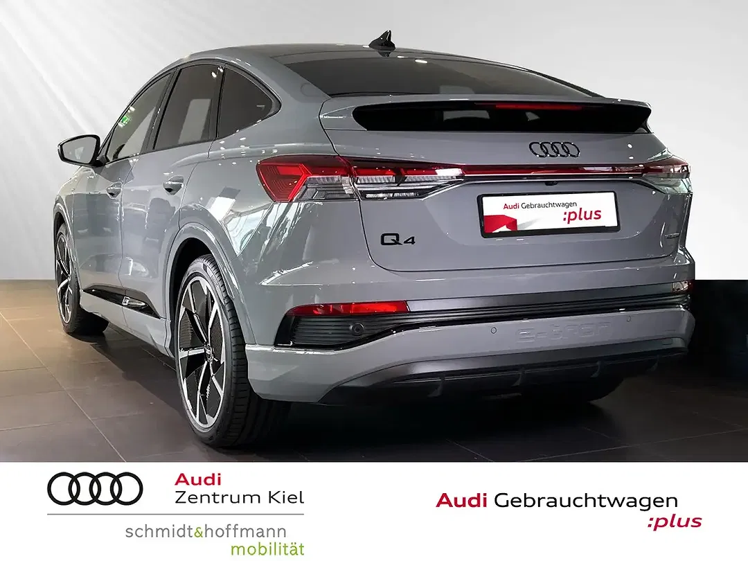 Audi Q4 e-tron - Thumbnail 3