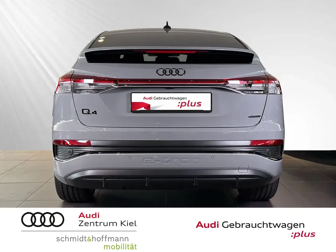 Audi Q4 e-tron - Thumbnail 4