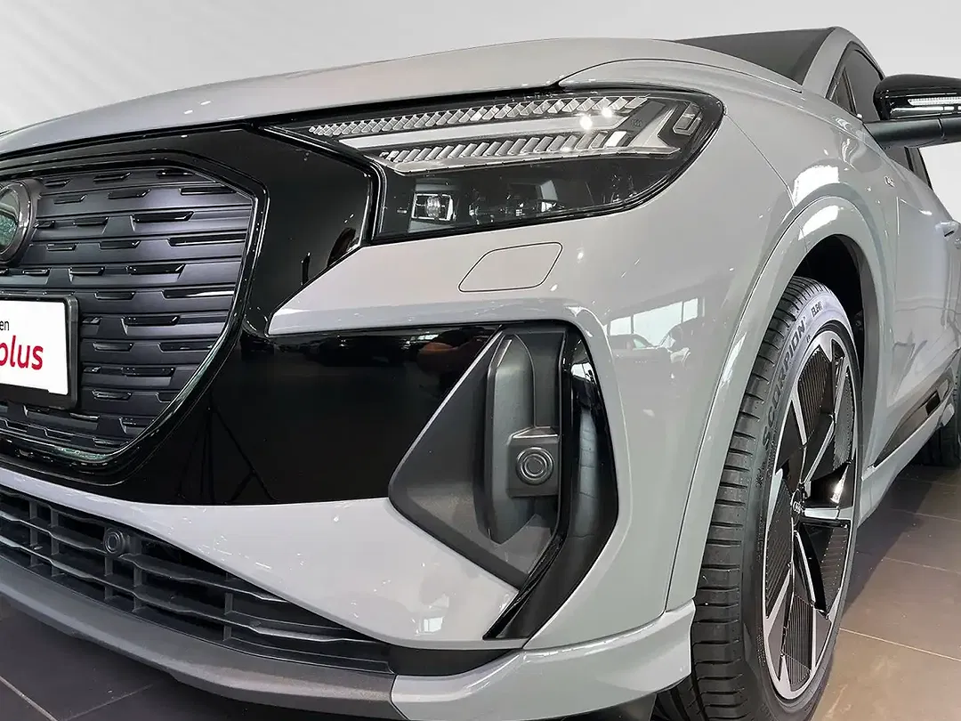 Audi Q4 e-tron - Thumbnail 5