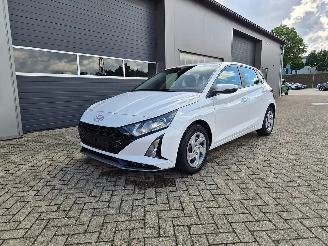 Hyundai i20 - Thumbnail 1