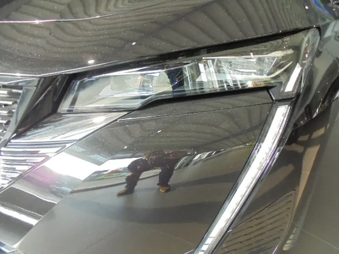 Peugeot 308 - Thumbnail 5