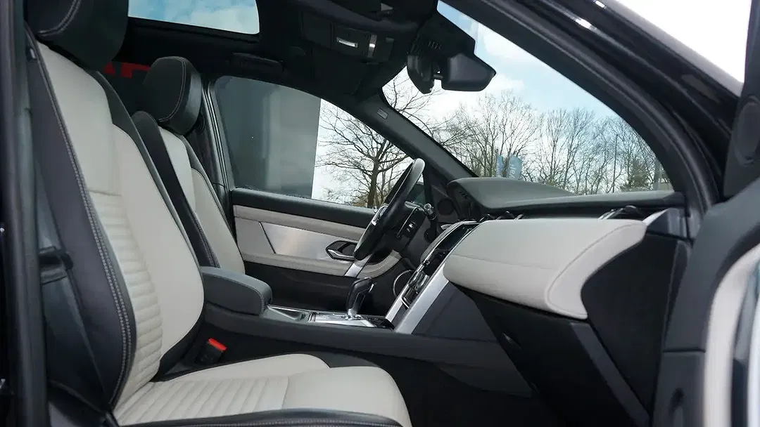 Land Rover Discovery Sport - Thumbnail 7