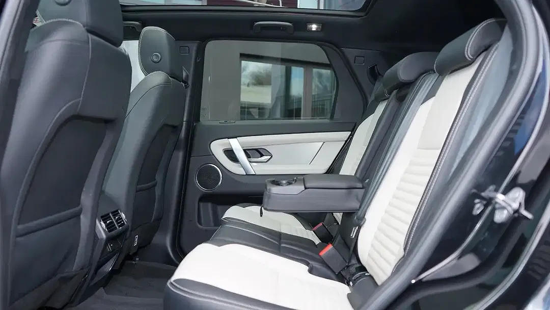 Land Rover Discovery Sport - Thumbnail 8