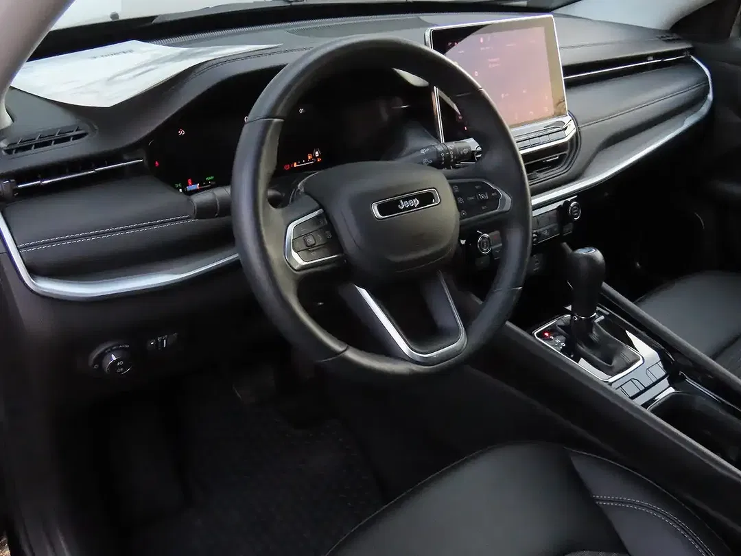 Jeep Compass - Thumbnail 14