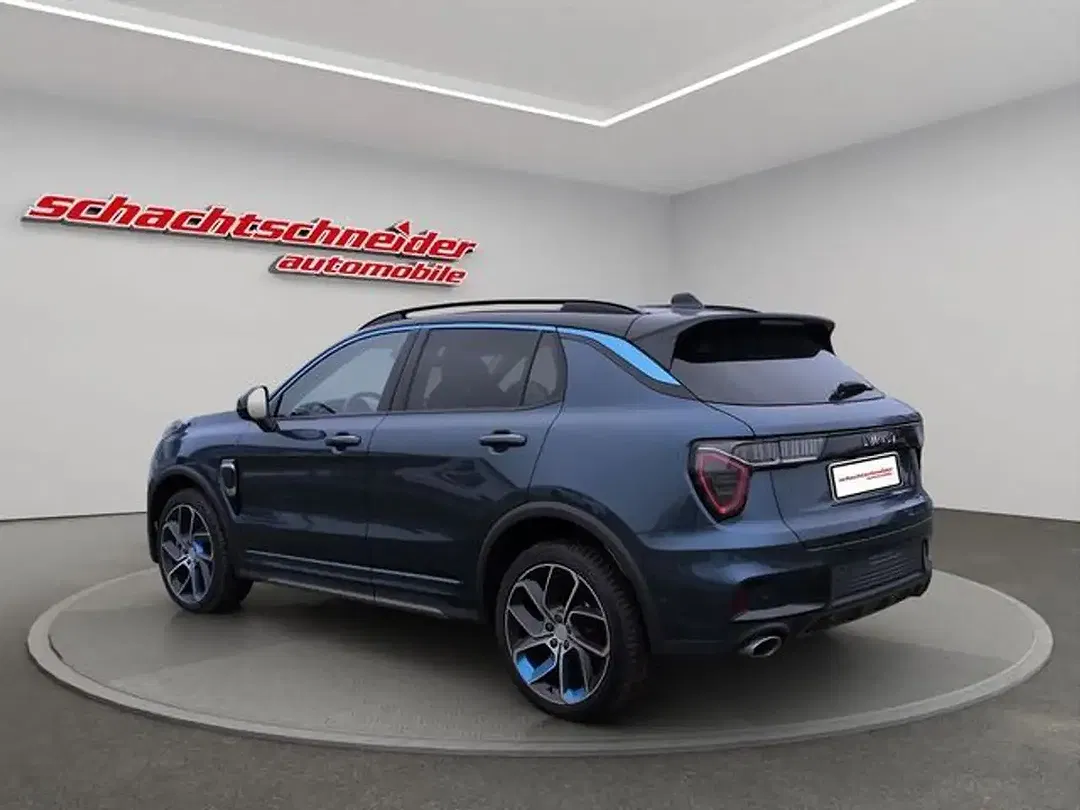 Lynk & Co 01 - Thumbnail 2
