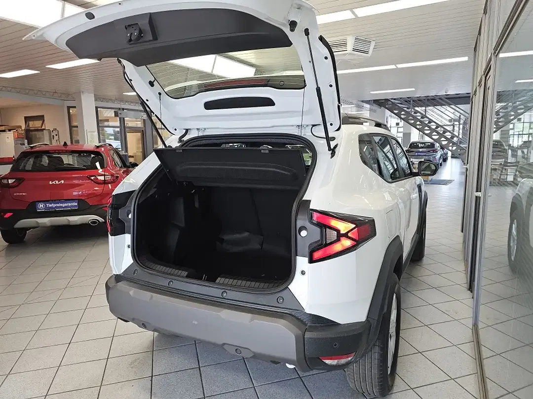 Dacia Duster - Thumbnail 3