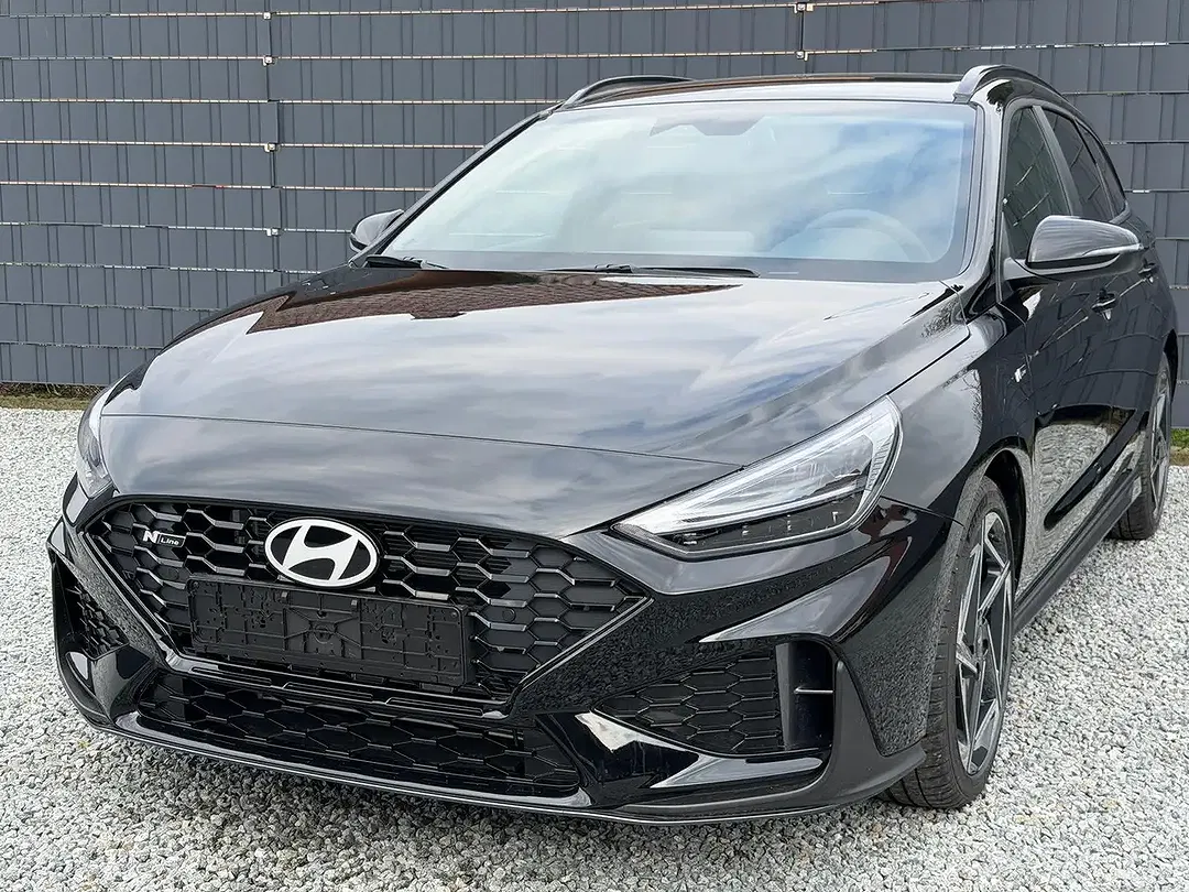 Hyundai i30 - Thumbnail 1