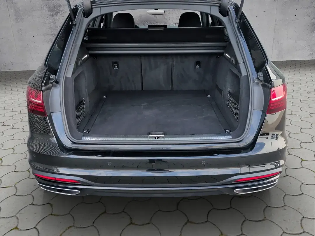 Audi A4 - Thumbnail 10