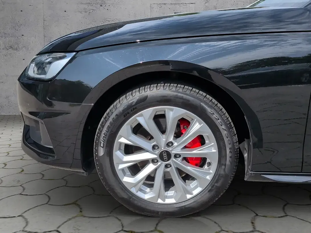 Audi A4 - Thumbnail 13