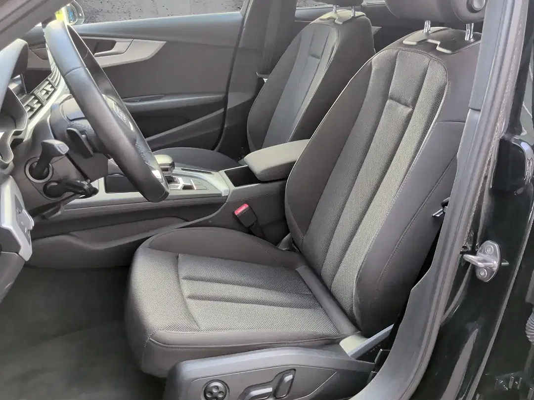 Audi A4 - Thumbnail 5