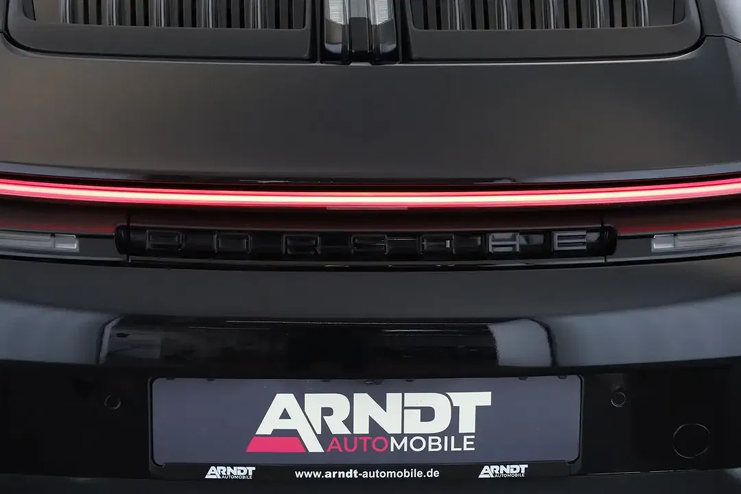Porsche 992 - Thumbnail 10