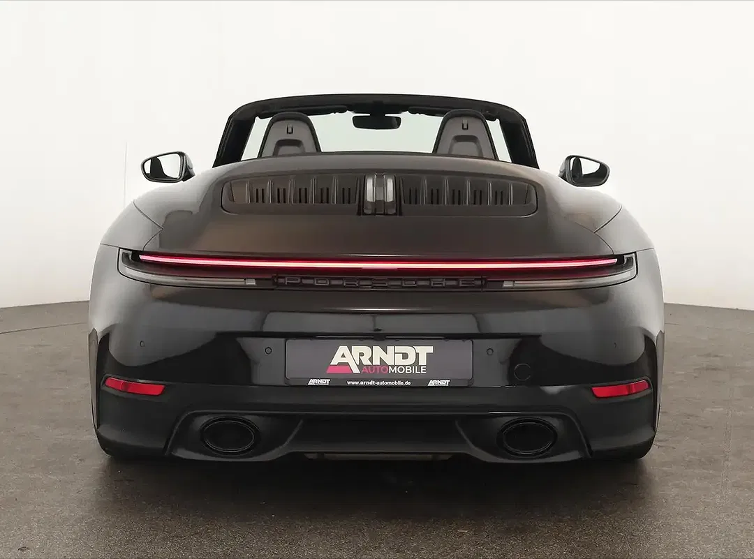 Porsche 992 - Thumbnail 6