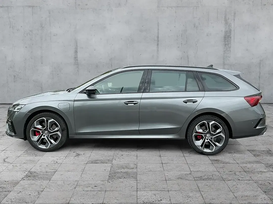 Skoda Octavia - Thumbnail 3