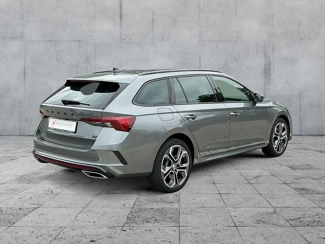 Skoda Octavia - Thumbnail 5