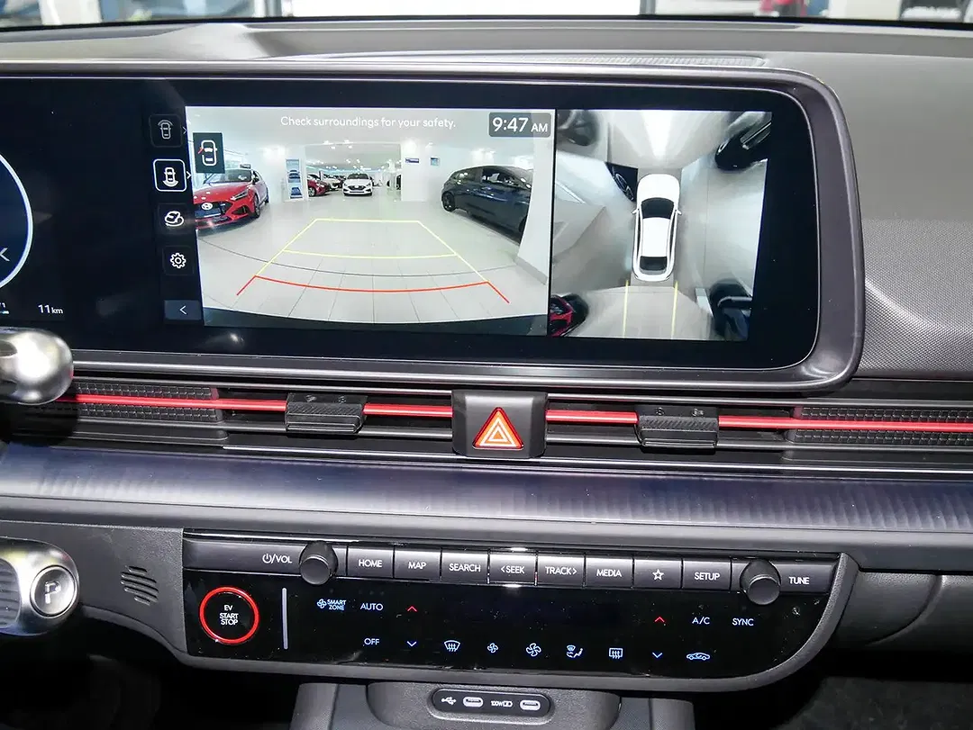 Hyundai IONIQ 6 - Thumbnail 6