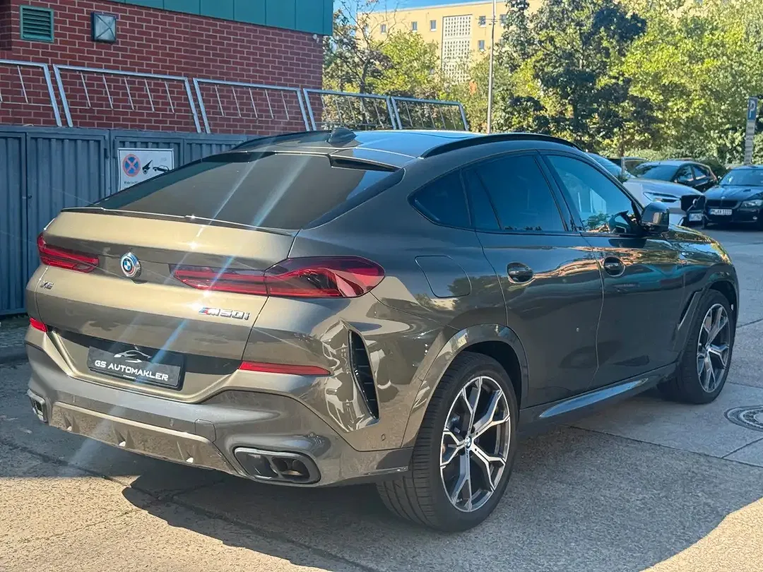BMW X6 - Thumbnail 6