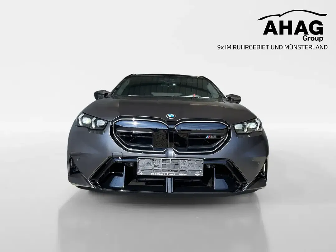 BMW M5 Touring - foto 2