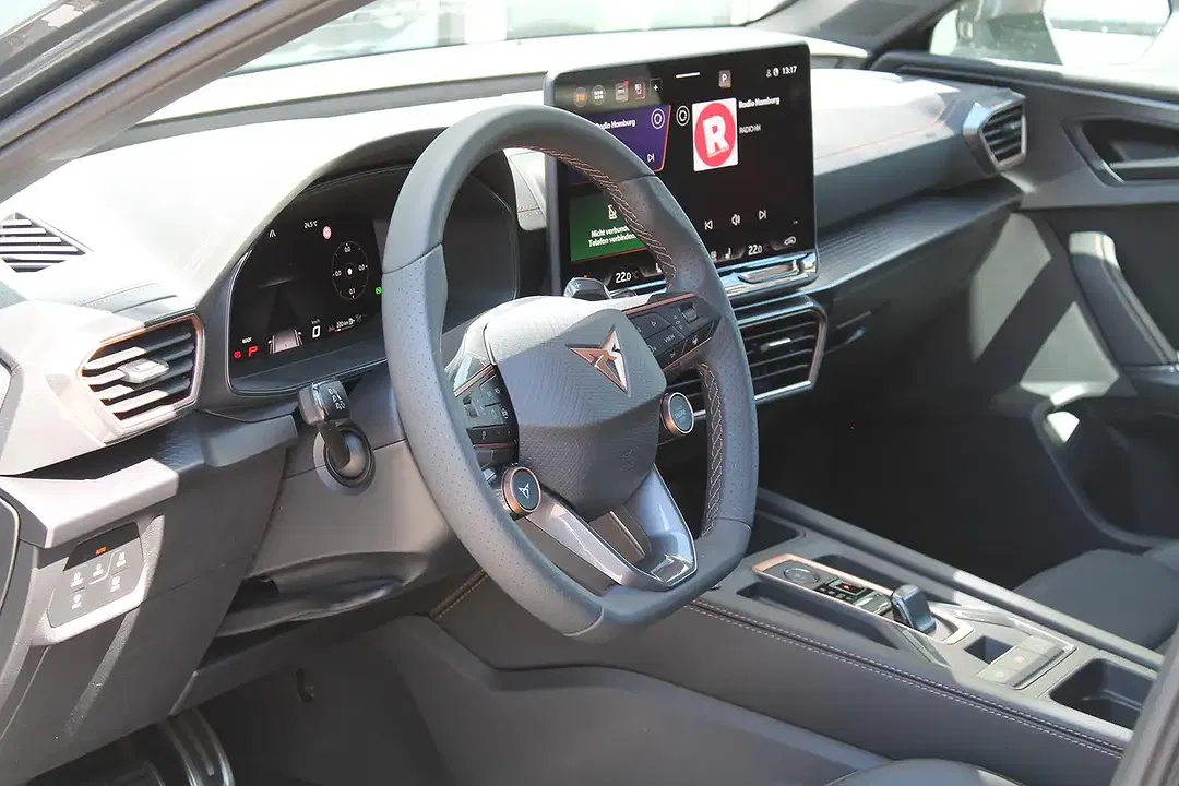 CUPRA Leon - Thumbnail 8