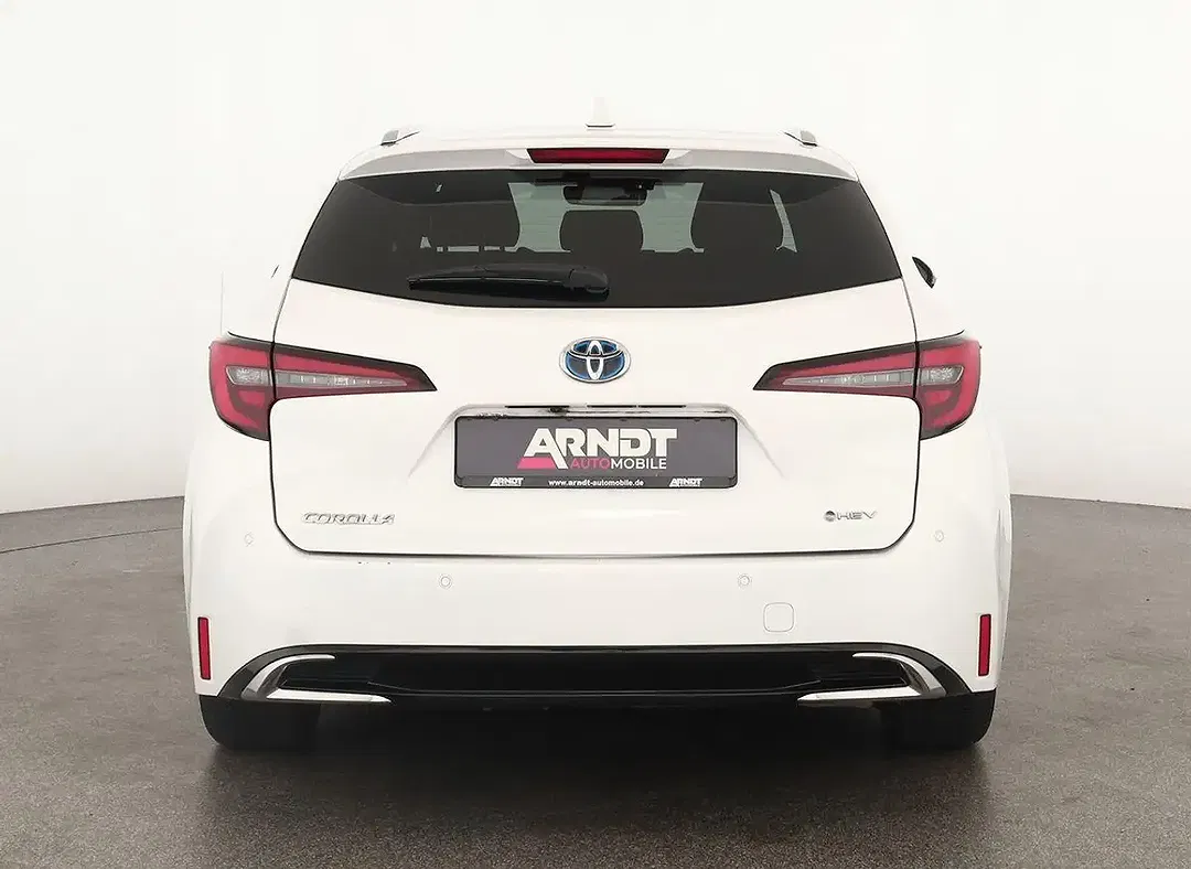 Toyota Corolla - Thumbnail 6