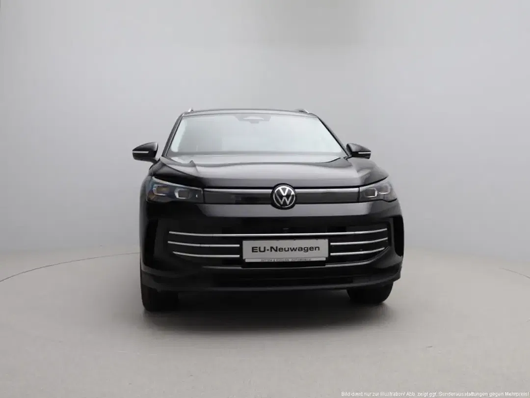 Volkswagen Tiguan - Thumbnail 8