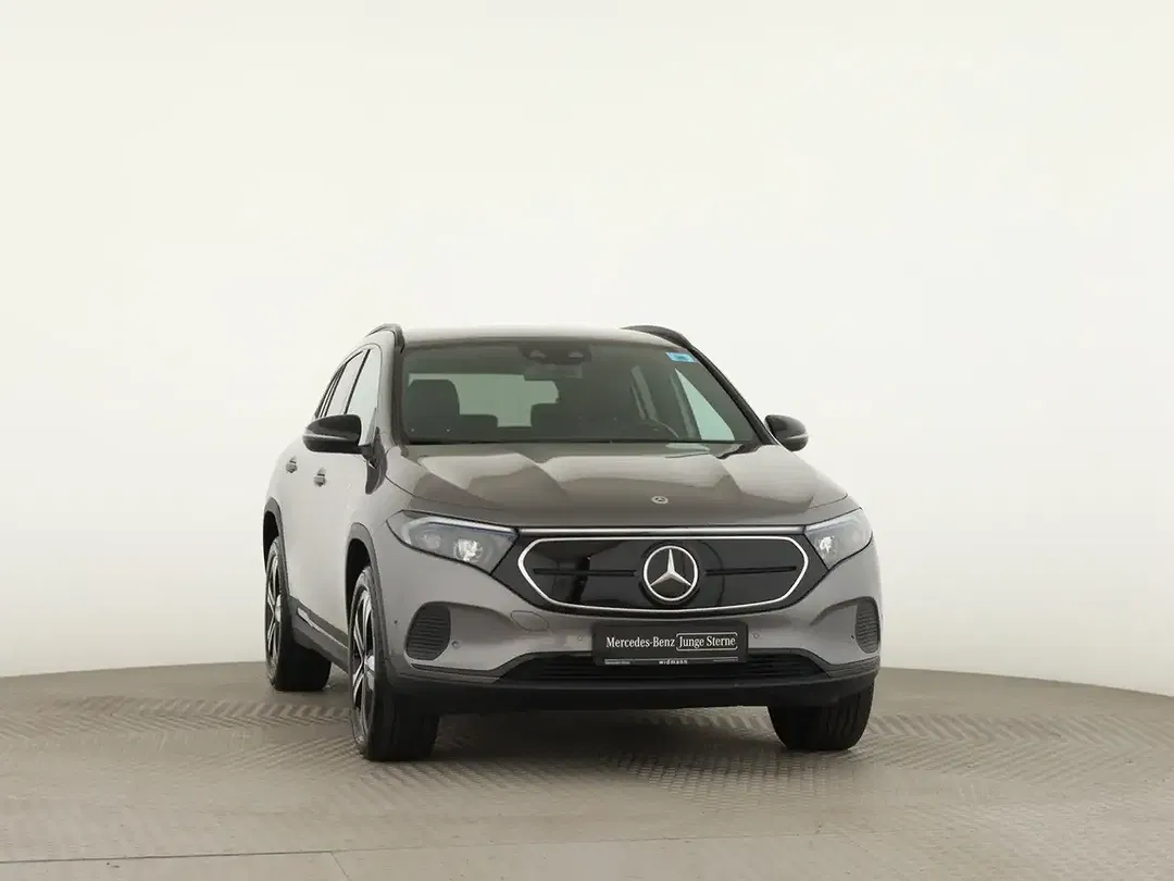 Mercedes-Benz EQA 250 - Thumbnail 3