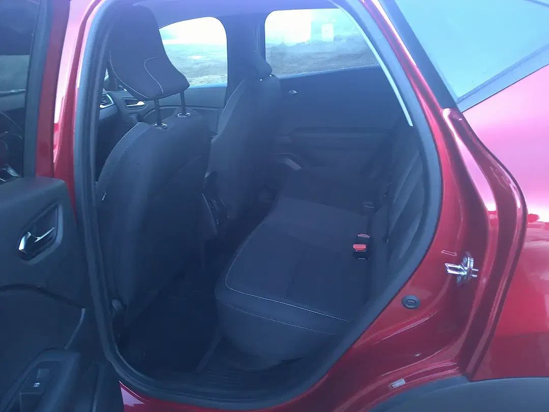 Renault Captur - Thumbnail 11