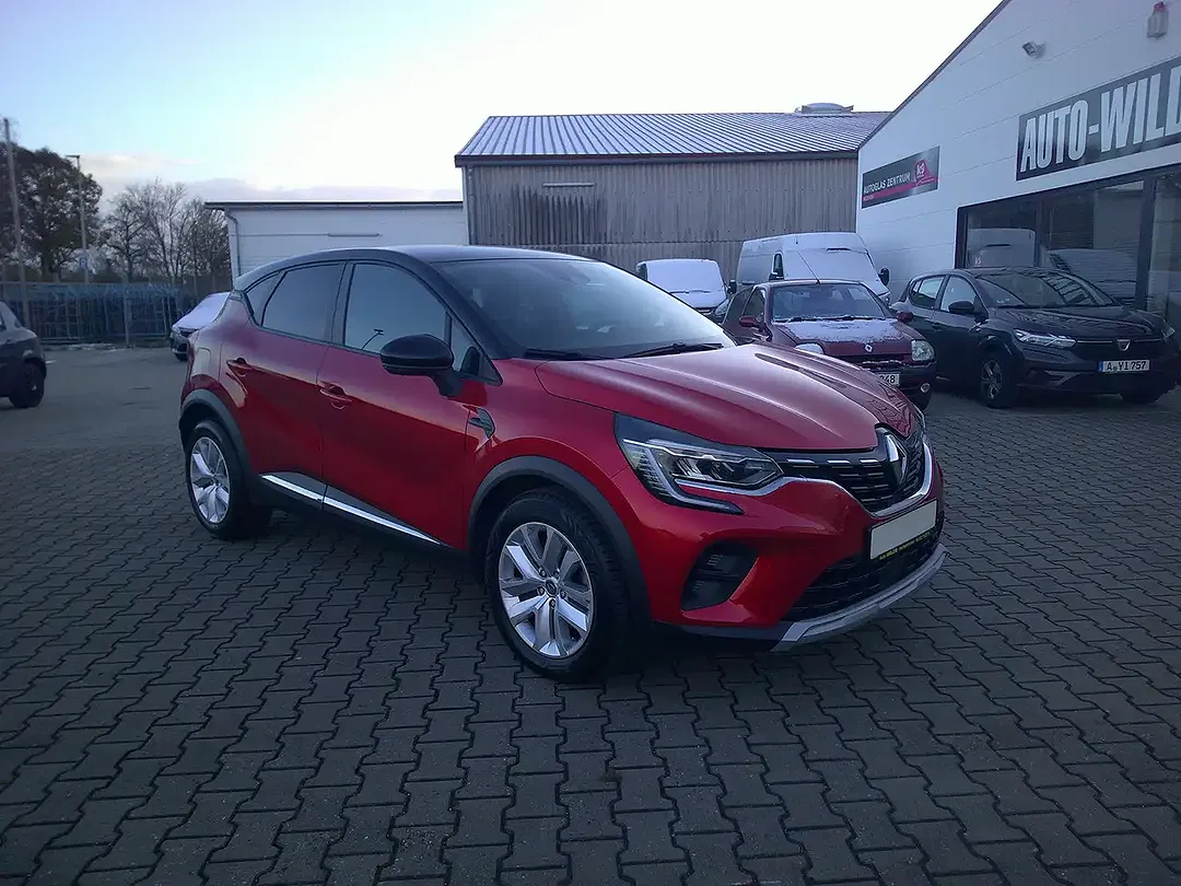 Renault Captur - Thumbnail 3