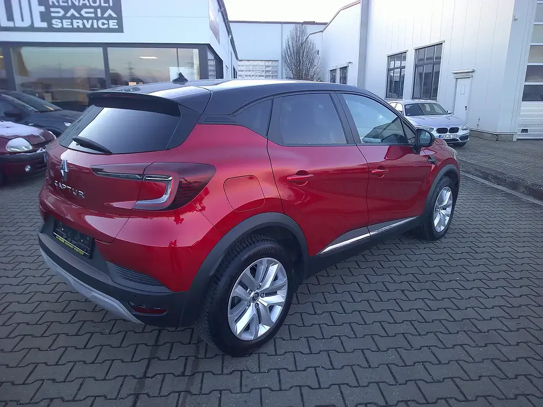 Renault Captur - Thumbnail 6