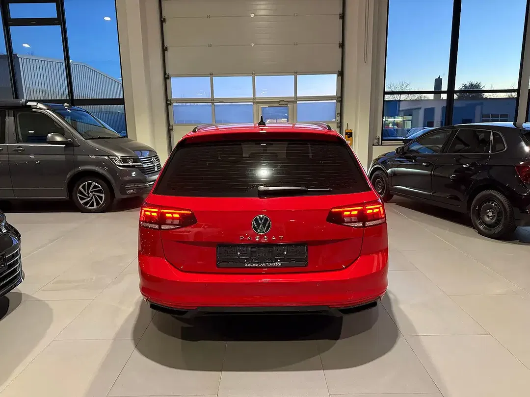 Volkswagen Passat Variant - Thumbnail 3