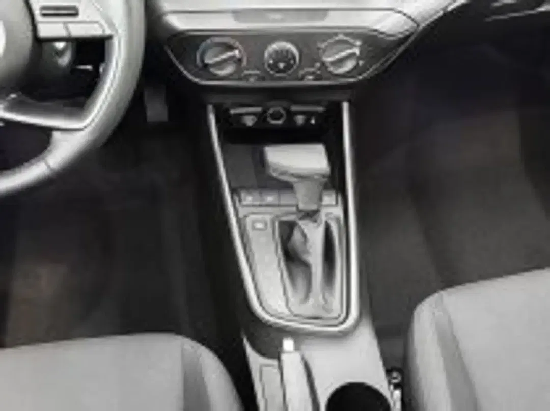 Hyundai i20 - Thumbnail 10