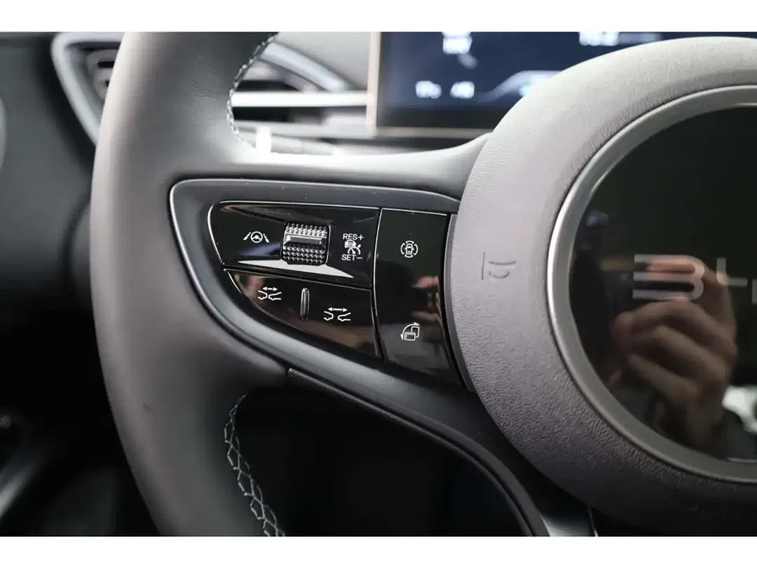 BYD Seal - Thumbnail 14