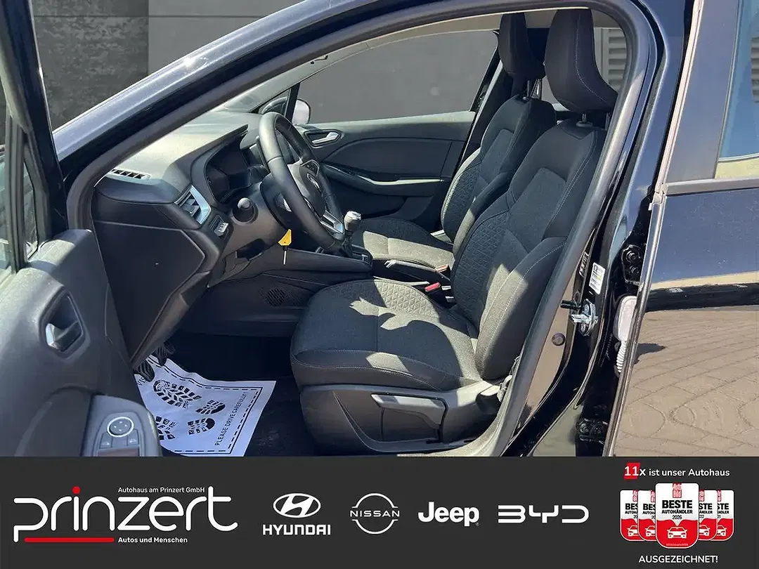 Renault Clio - Thumbnail 4
